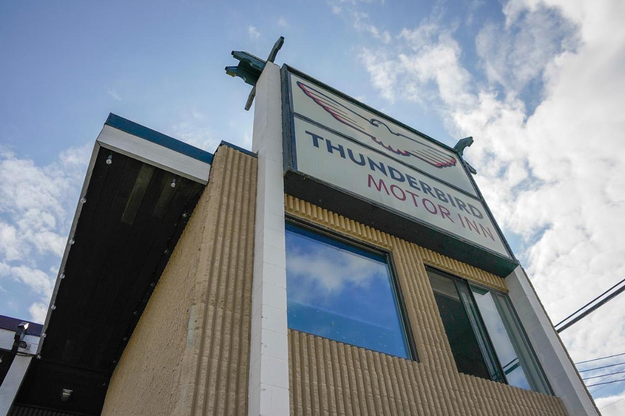 Thunderbird Motor Inn Duncan Exterior photo